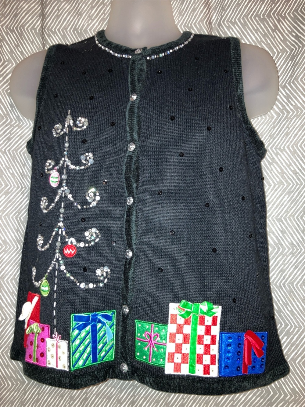 tiara international Christmas collection cardigan vintage size S